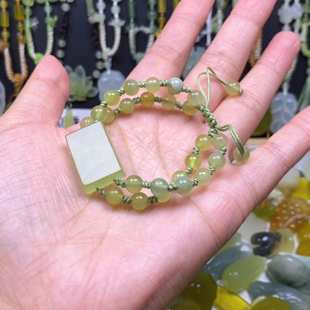 蛇纹石玉未镶嵌岫玉