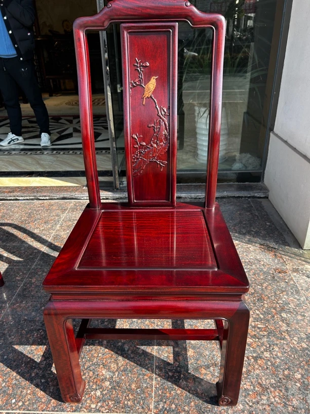 紫檀臻品·赞比亚紫檀报喜鸟餐椅