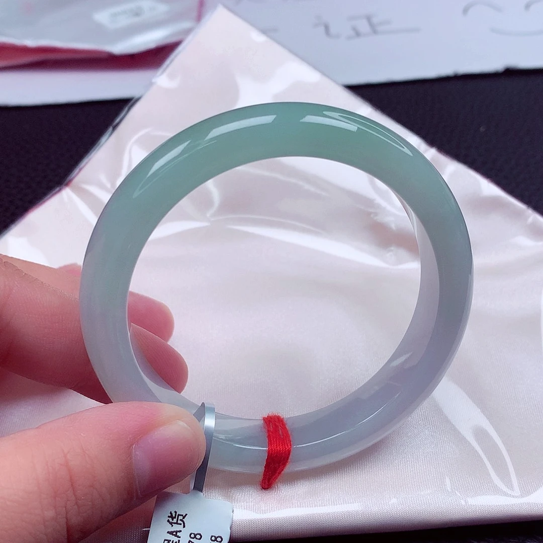 翡翠未镶嵌手镯天然缅甸翡翠A货