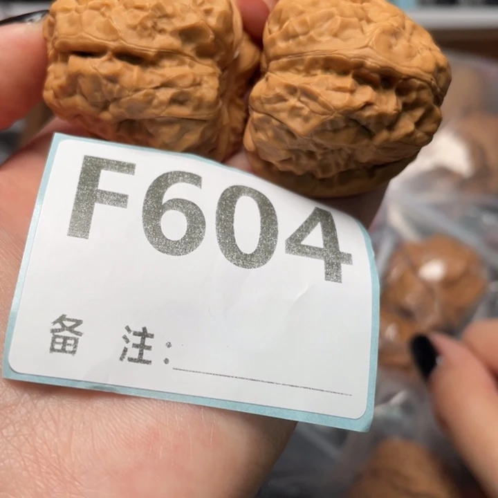 文玩核桃把件肌肉蛙37 42.5 33.5