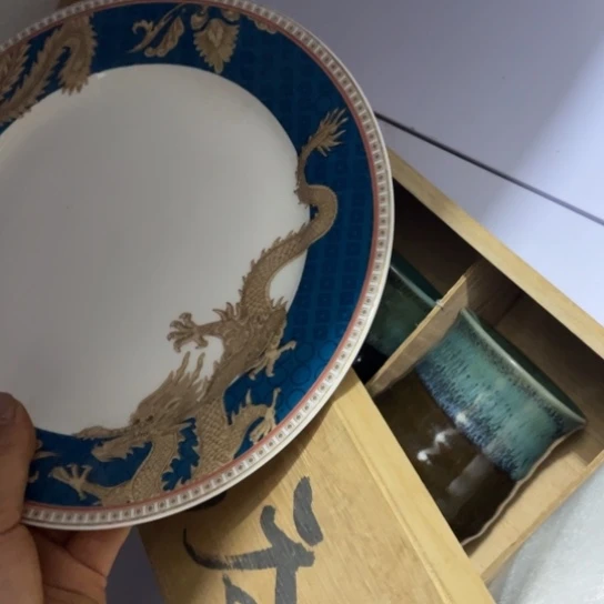 紫砂茶碗线香的味道很好闻