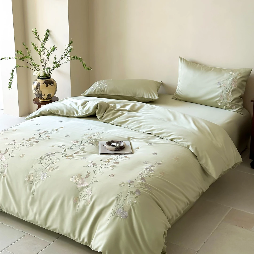 简约风中式兰精天丝四件套纯色裸睡刺绣凉感被套床单款家居四件套