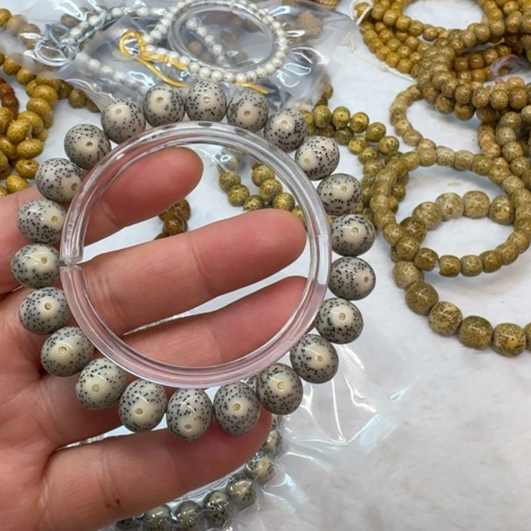 星月菩提吊坠石玉料胖苹果