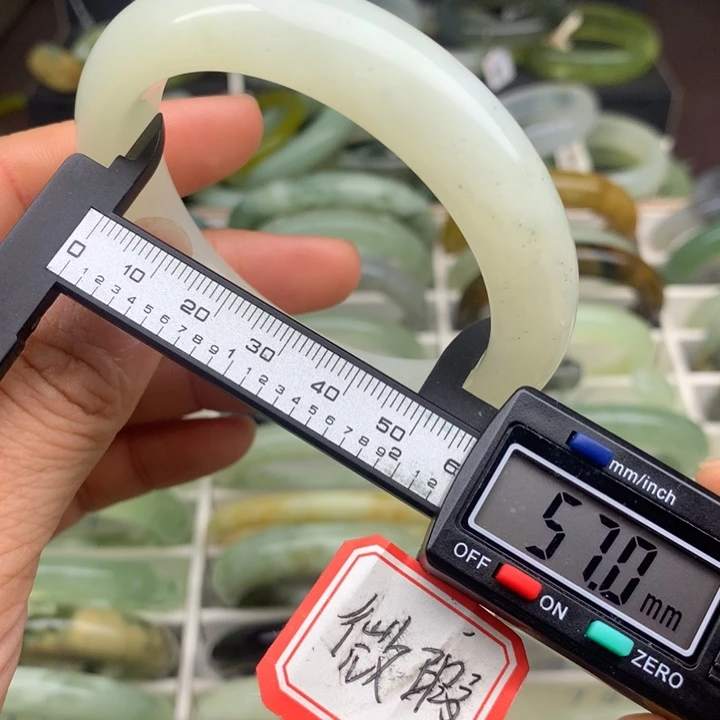 蛇纹石玉未镶嵌手镯726