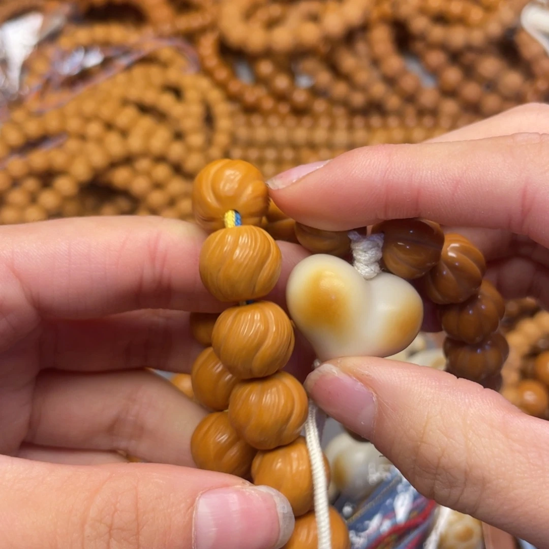 Z***。全品卷卷酥加爱心配饰