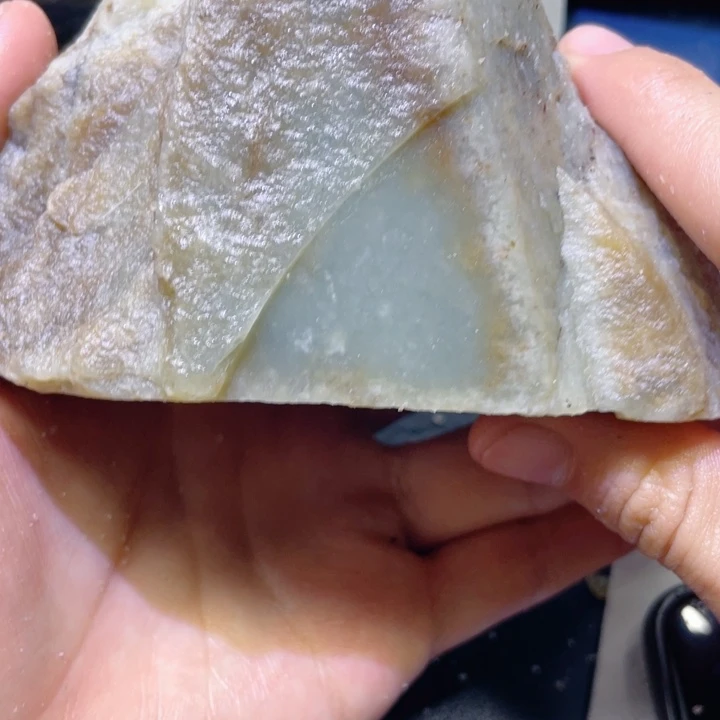 和田玉未镶嵌珠宝半成品