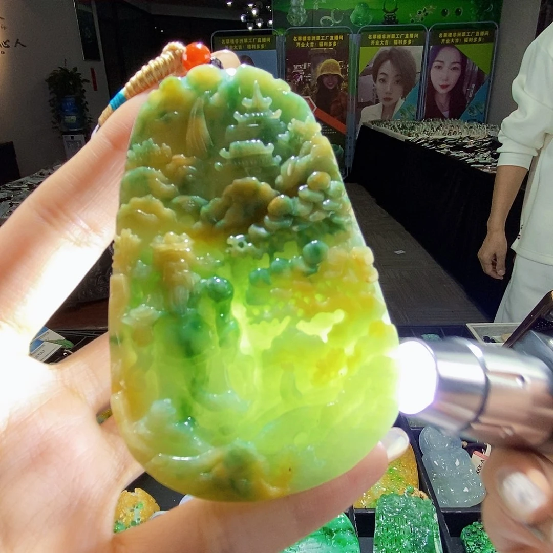 颈饰未镶嵌翡翠翡翠