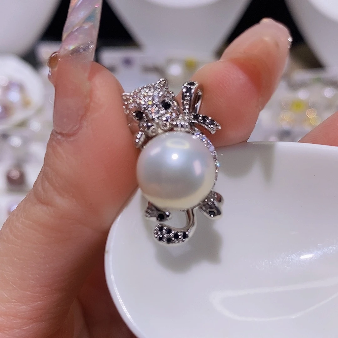 淡水珍珠颈饰合金