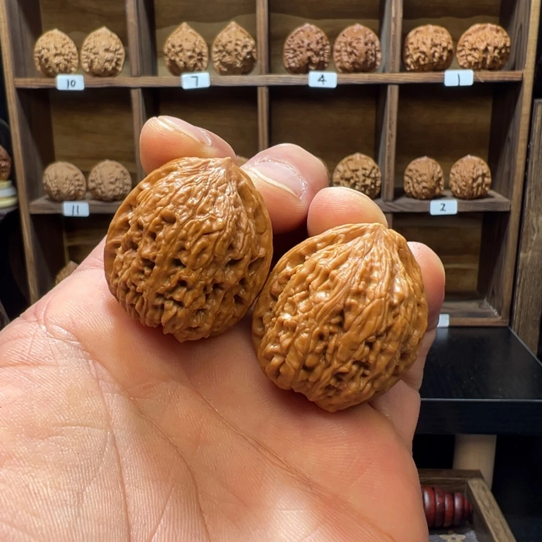 一***鼠把件文玩核桃珍珠虎