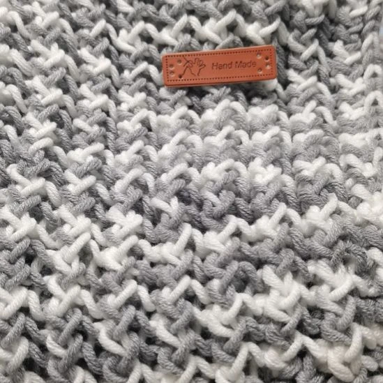 灰白段围巾成品一条长1.8米宽25厘米