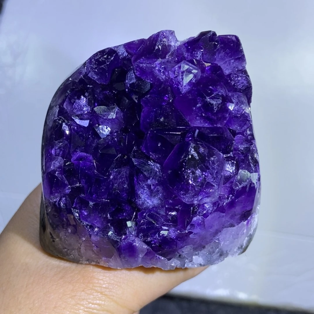 未镶嵌水晶大型摆件（非配饰）
