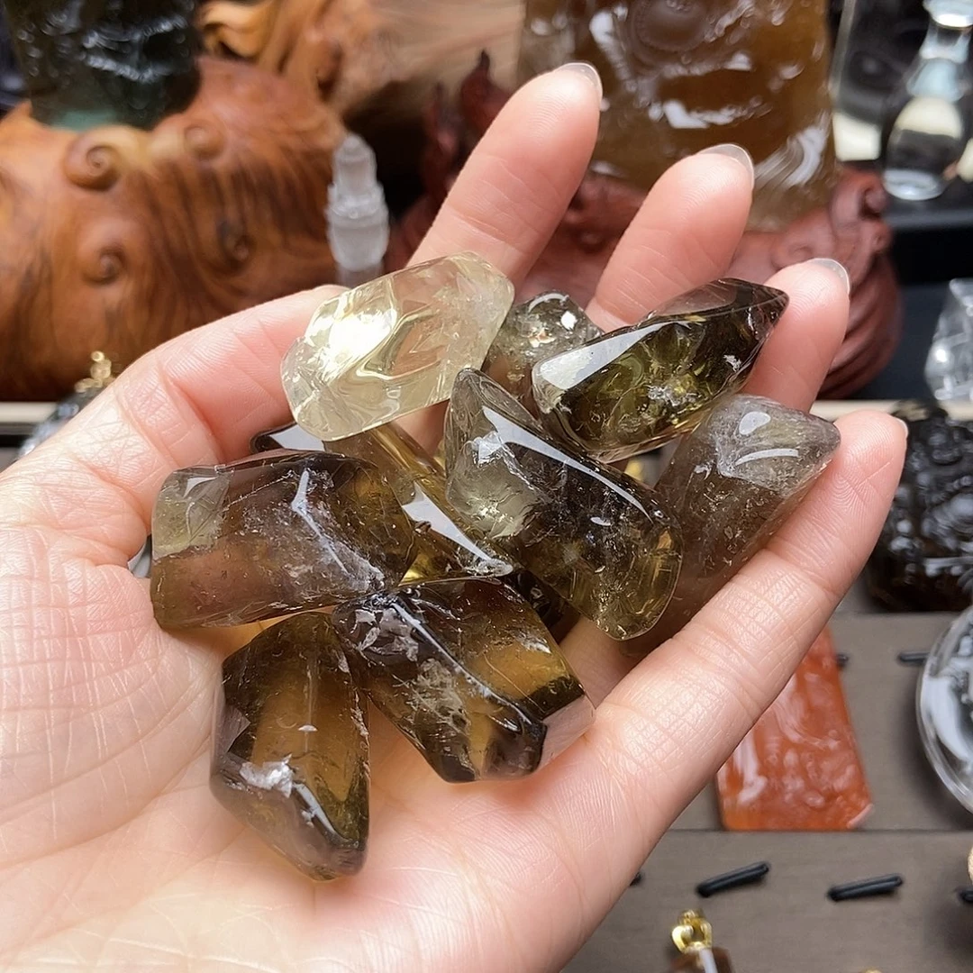 未镶嵌颈饰水晶摆件