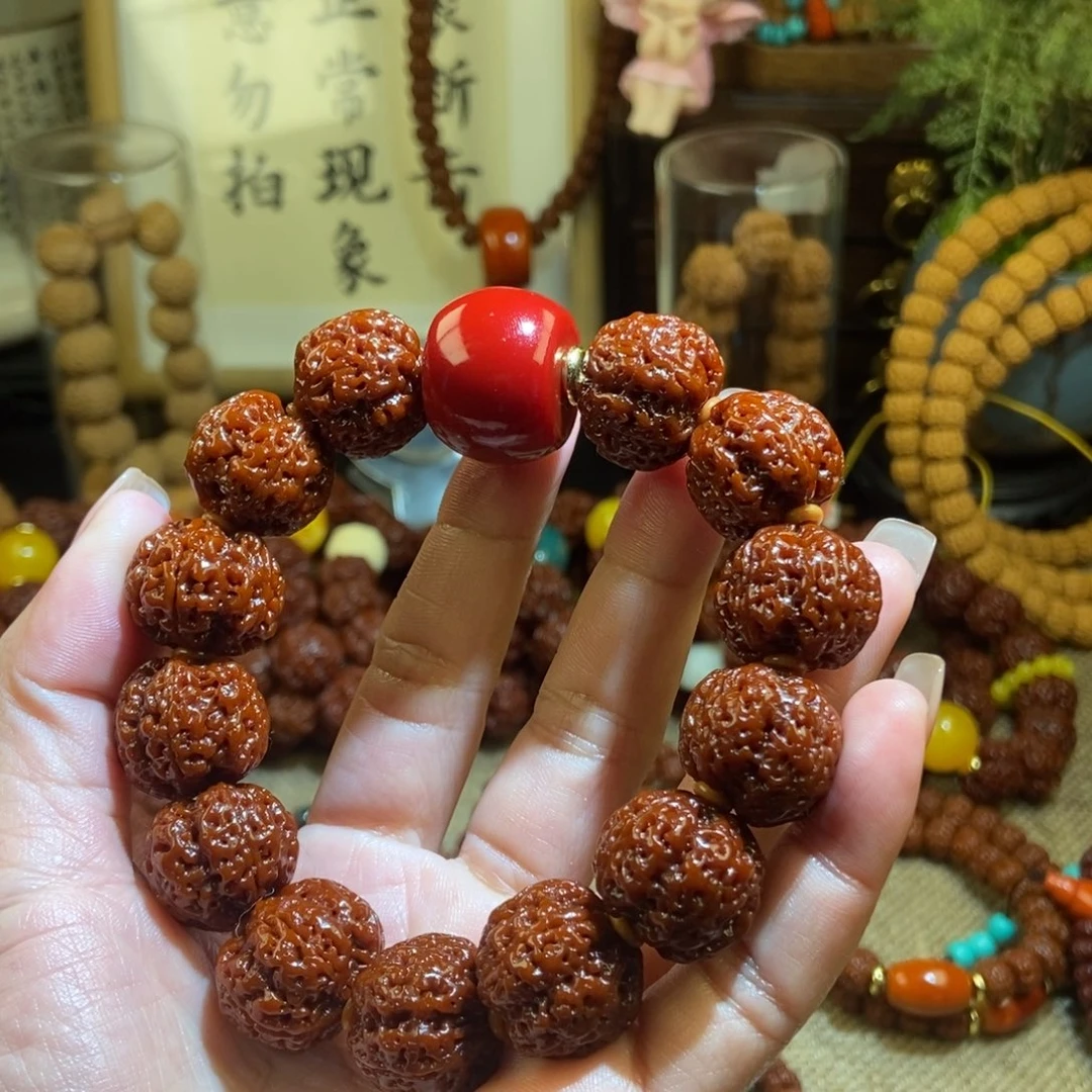 金刚菩提吊坠205玉花红