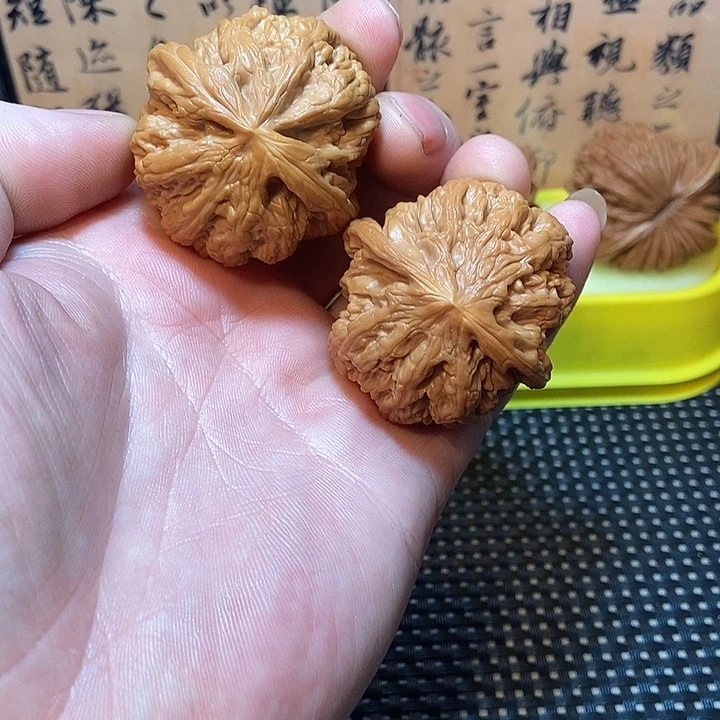 核桃文玩核桃把件大粗筋42