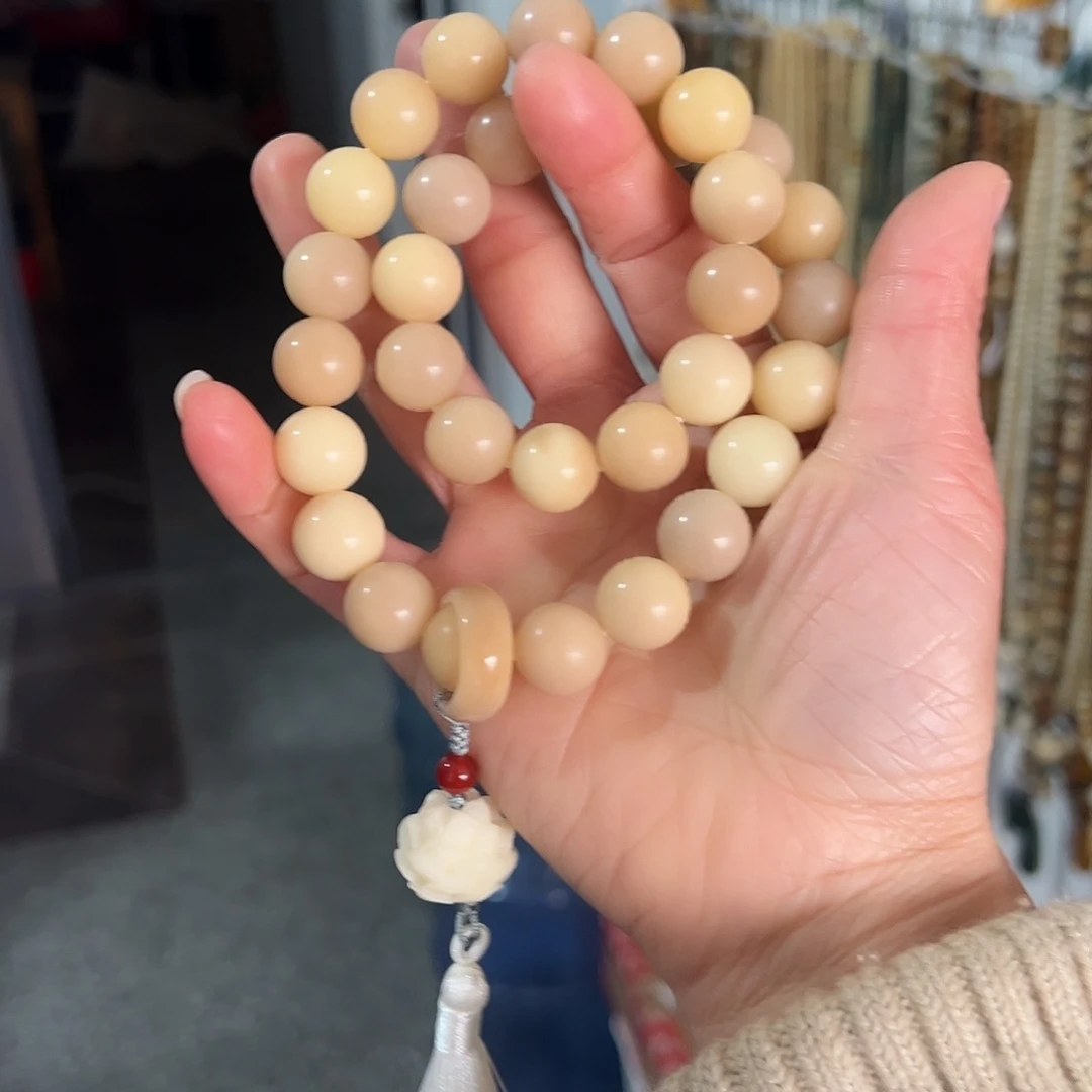 吊坠白玉菩提13卡圆珠
