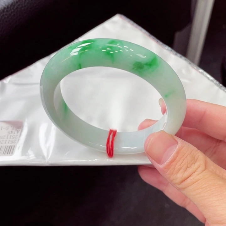 未镶嵌手镯翡翠翡翠