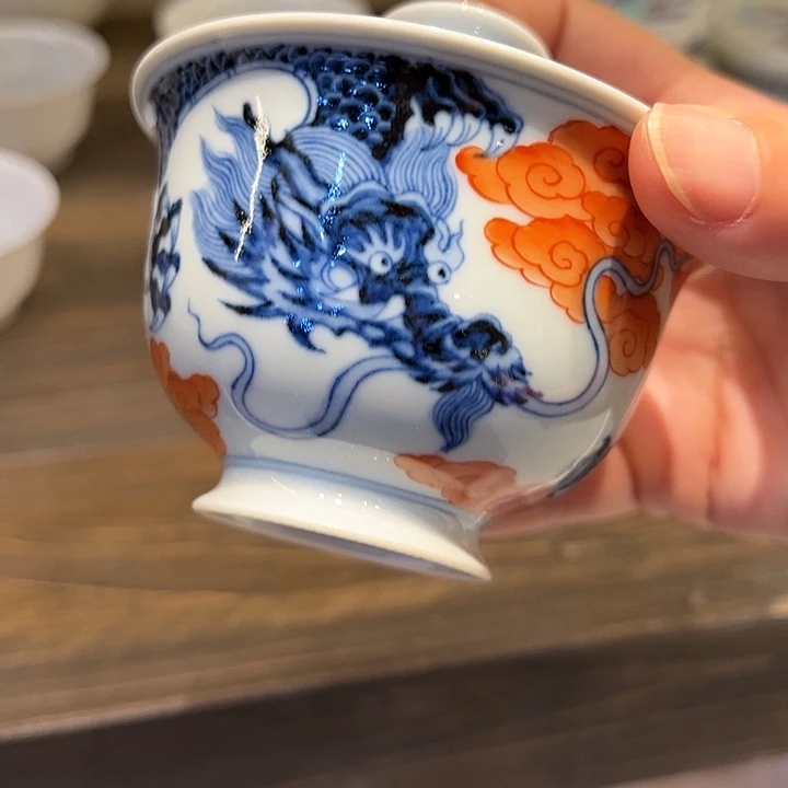 景土造物青花矾红小霸王龙