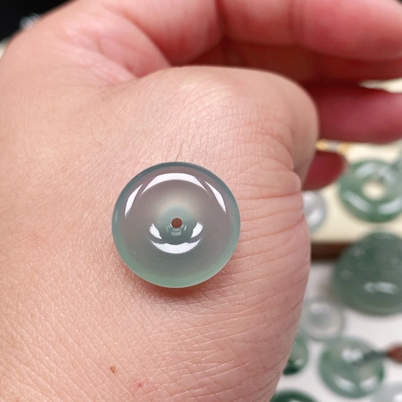 【闪购商品】颈饰未镶嵌翡翠