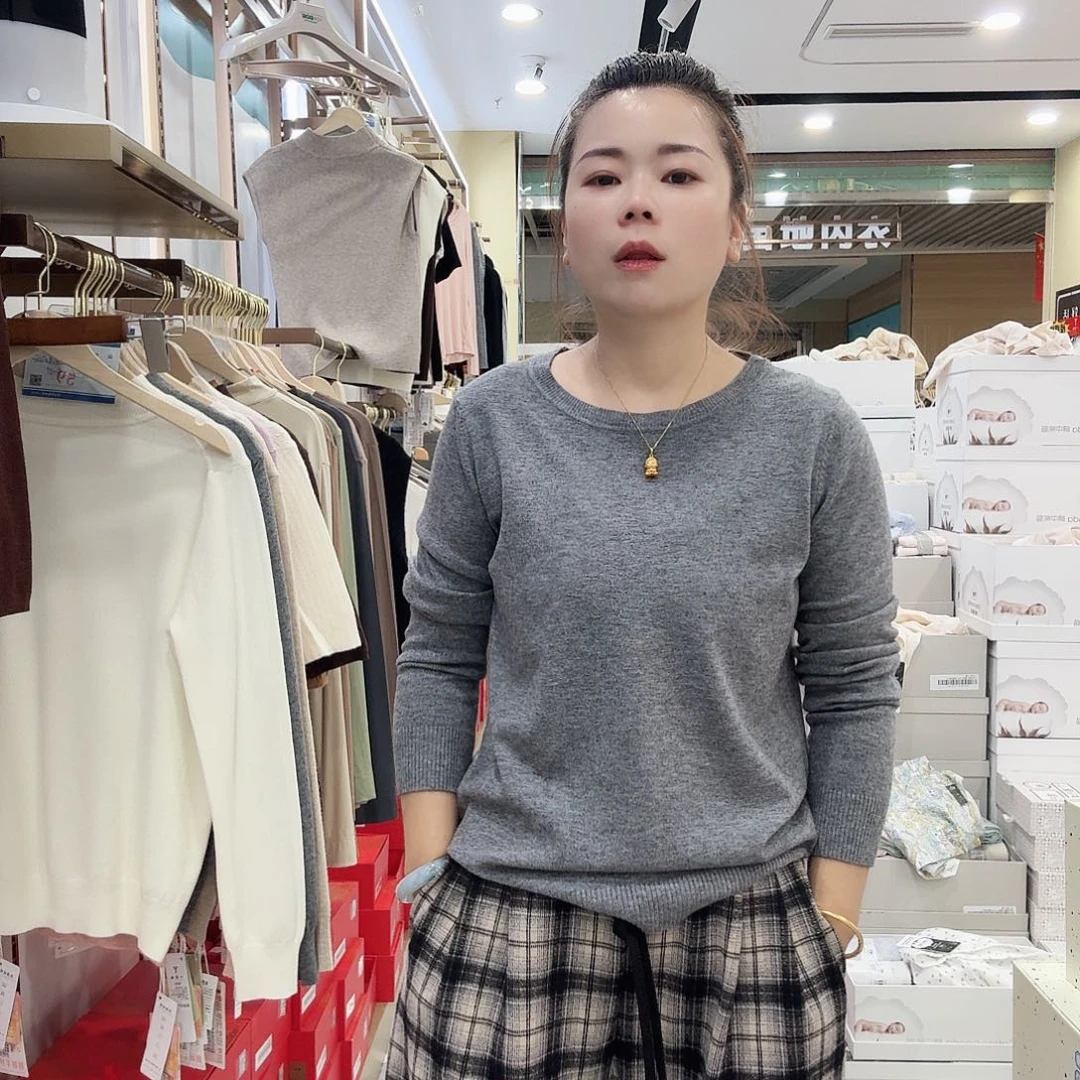 棉A001灰色毛衫打底