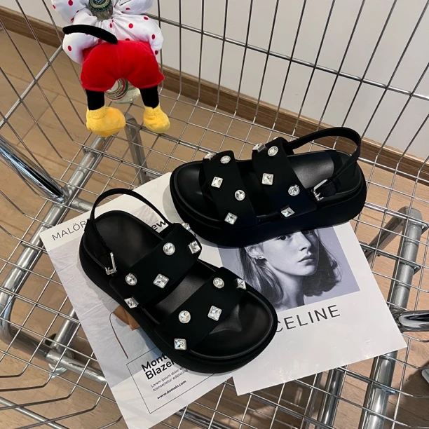 “水钻凉鞋”欧货小众百搭新款厚底凉鞋女外穿百搭一字带沙滩鞋