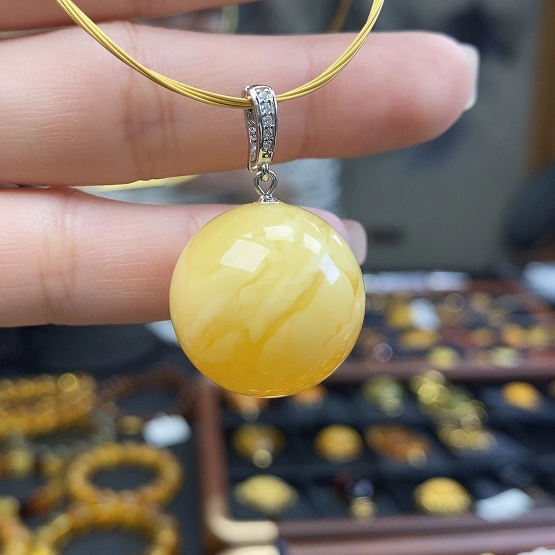 琥珀未镶嵌裸石成品