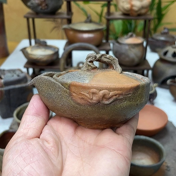 森丁斋的宝瓶好好看