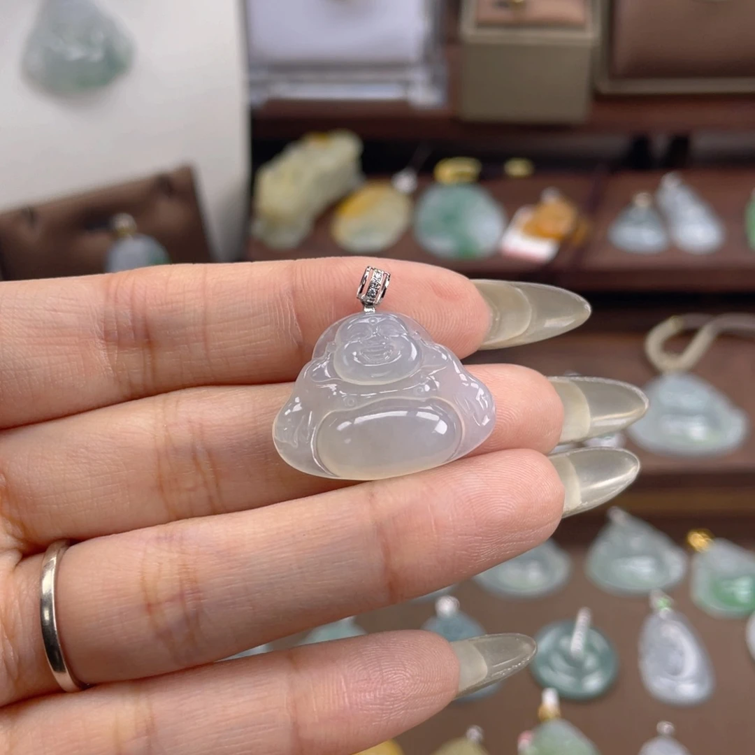 翡翠颈饰未镶嵌翡翠