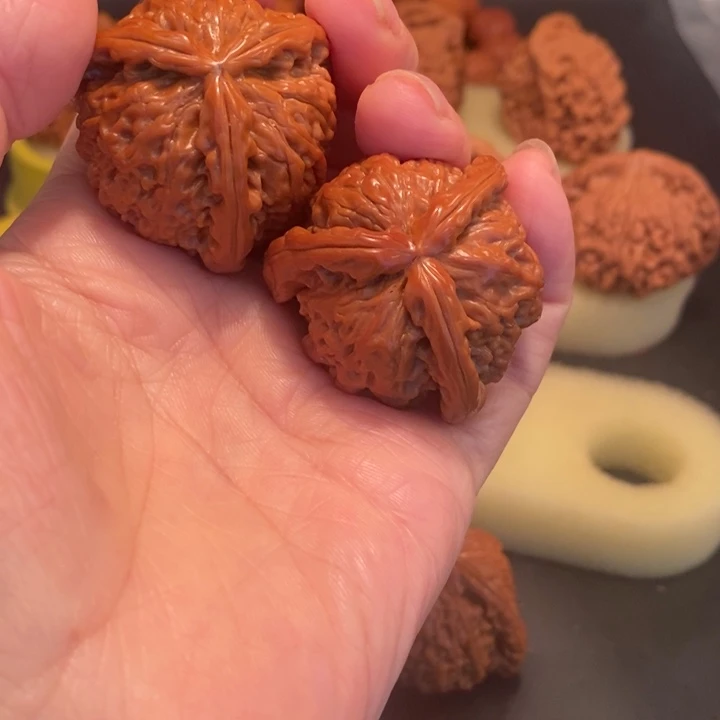匆***忙猴头核桃吊坠工艺核桃