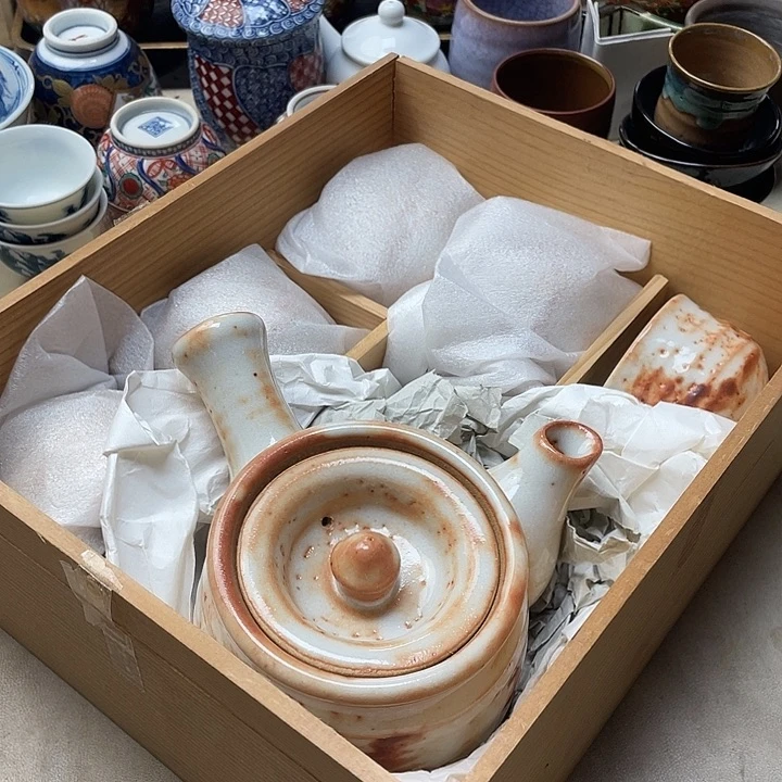 小***小瓷片001 一人直播，看品直播间说序号