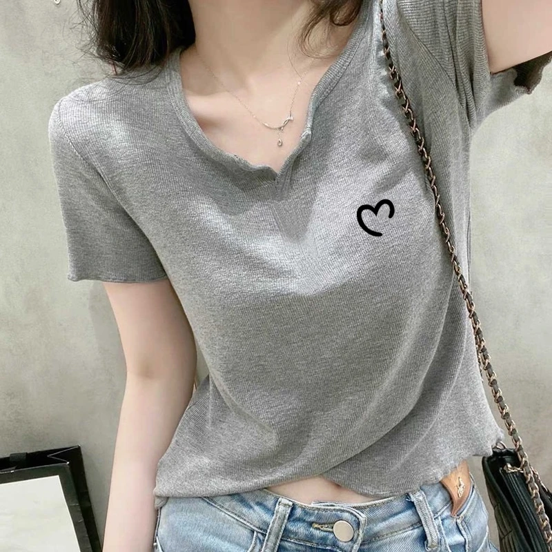 2025新款正肩螺纹V领口短袖T恤女设计感修身显瘦打底衫上衣春夏季