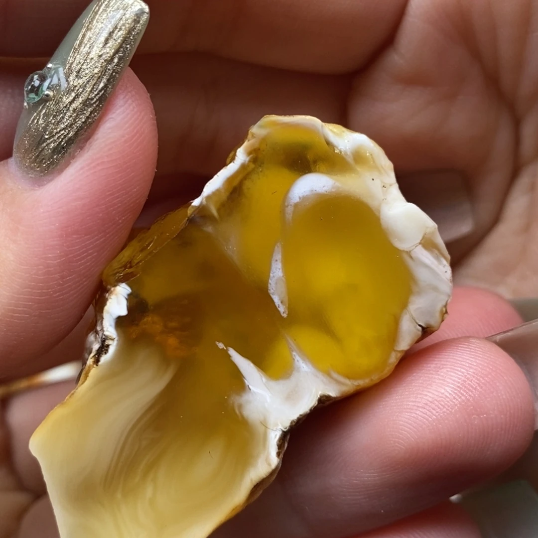 定制琥珀未镶嵌蜜蜡