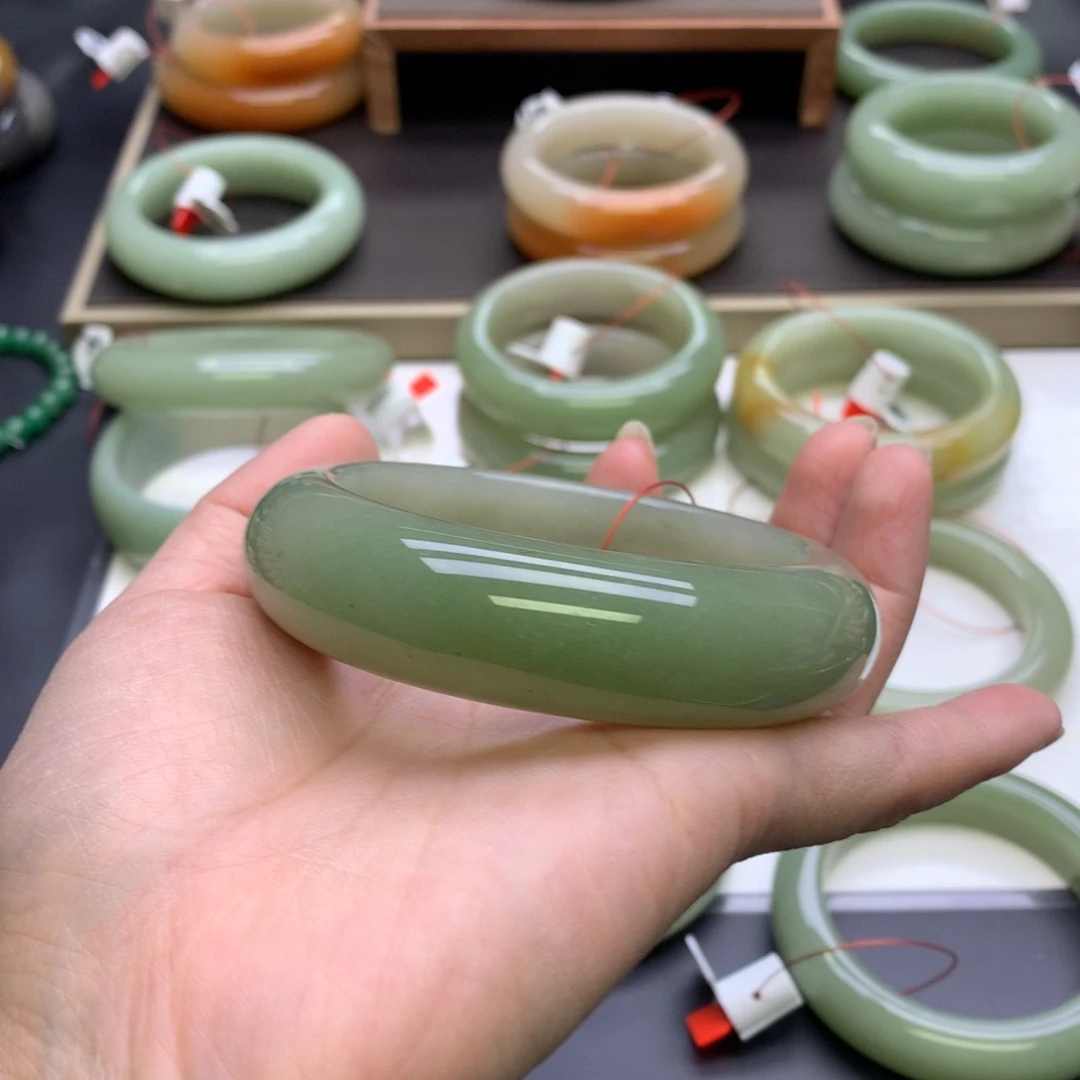 石英质玉未镶嵌我