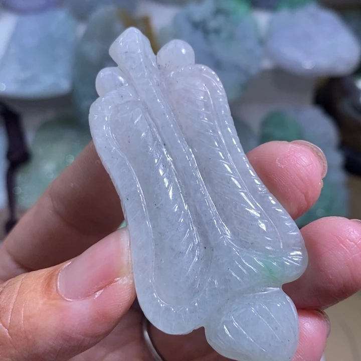 【闪购商品】颈饰未镶嵌翡翠扇子