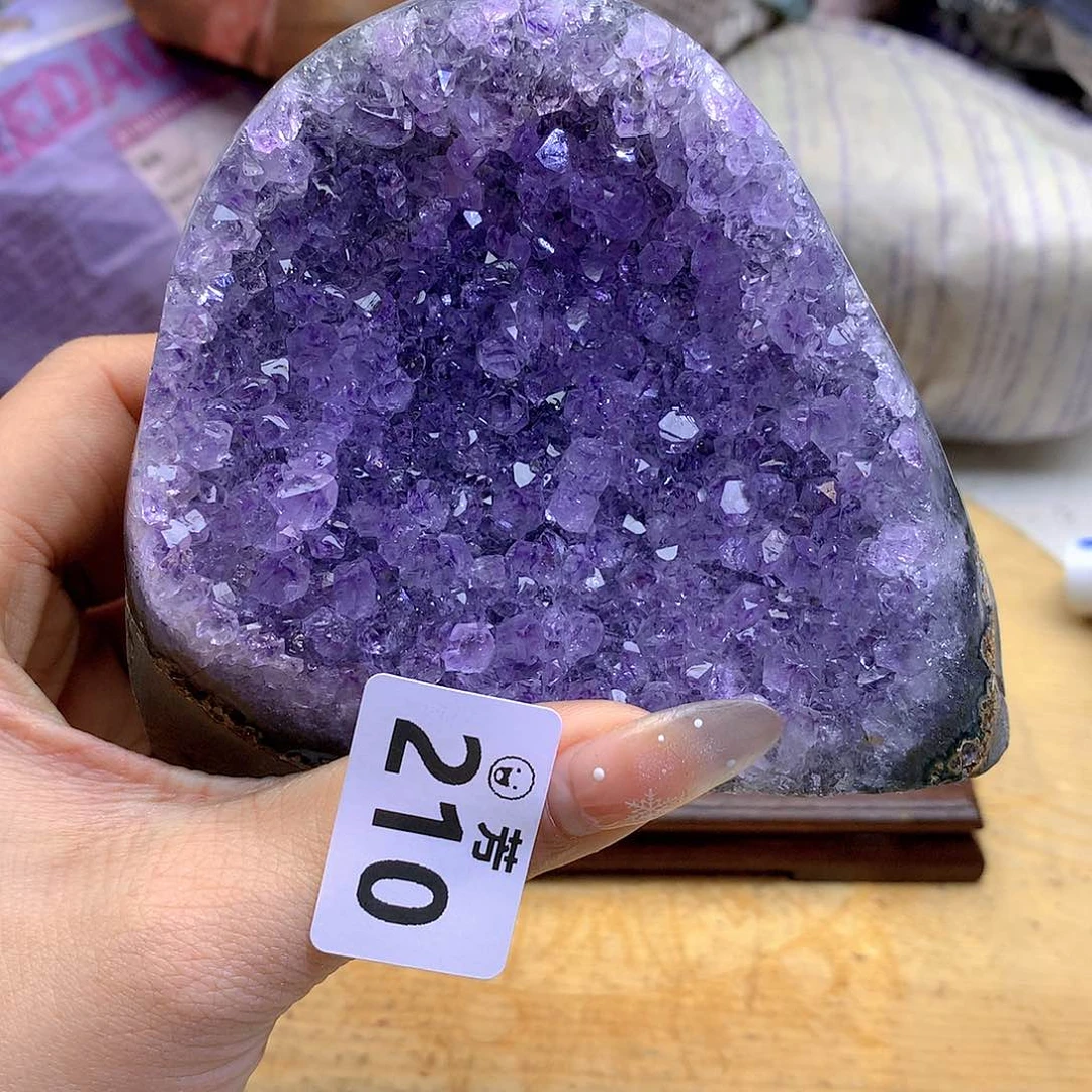 紫晶大型摆件（非配饰）未镶嵌