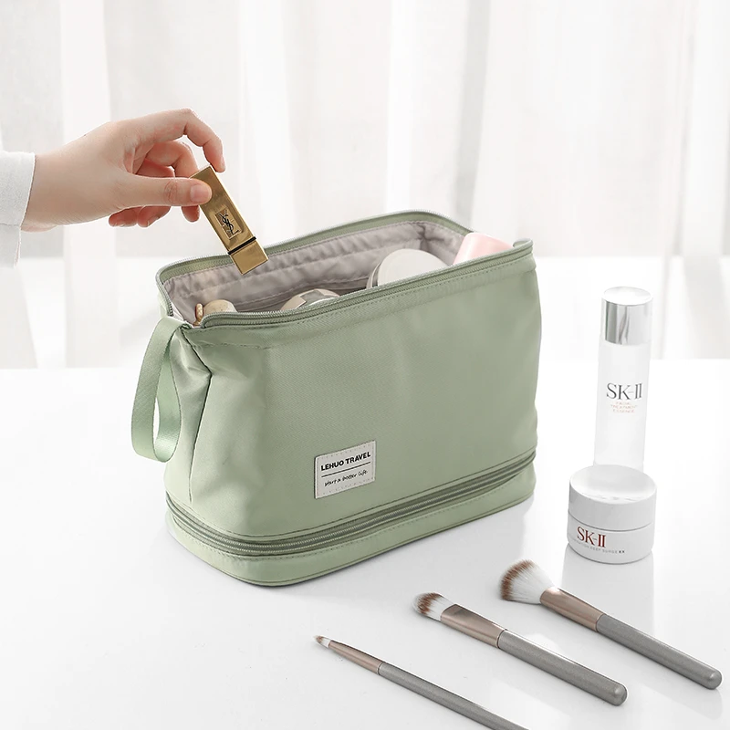 化妆包收纳女便携式2025新款高端大容量洗漱袋旅行女士外出护肤品