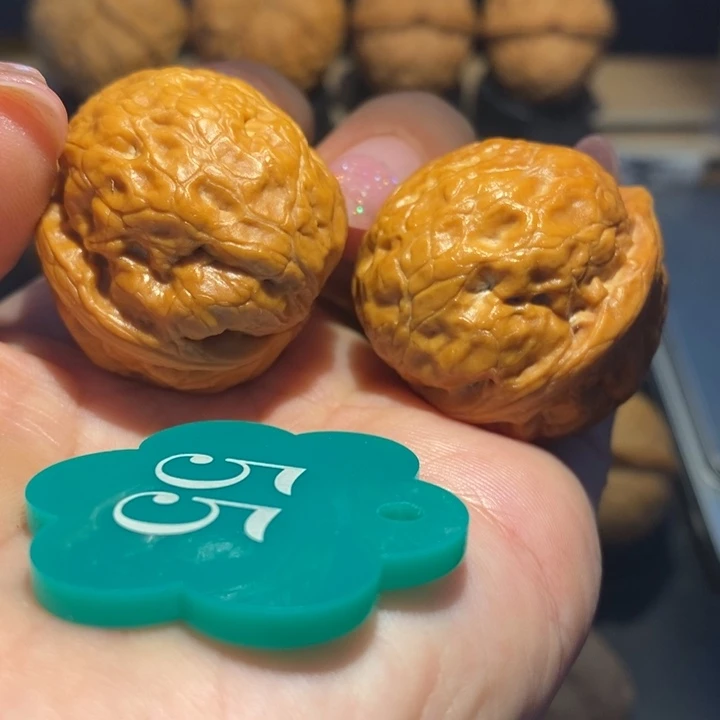 核桃玉兔金蟾尺寸34