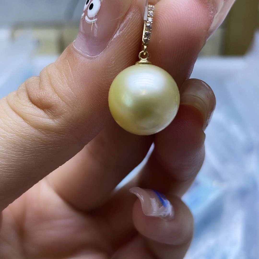 海水珍珠18K金镶嵌颈饰