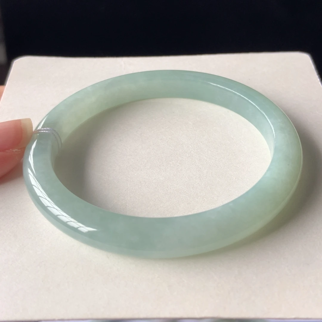 翡翠手镯未镶嵌31号56-7.9-7.3