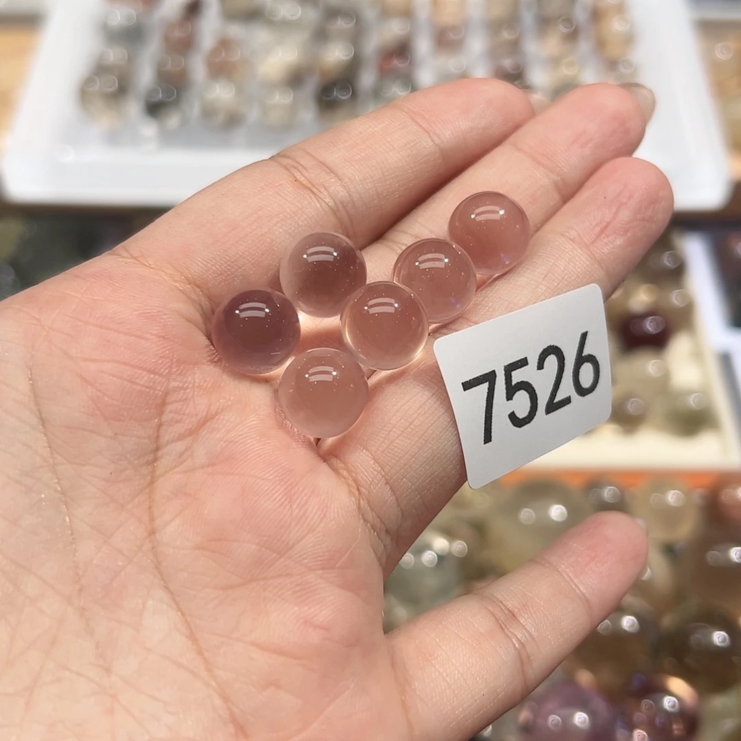 未镶嵌水晶大型摆件（非配饰）