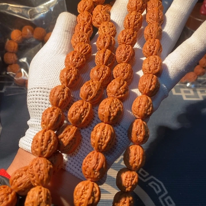 文玩核桃手串……46