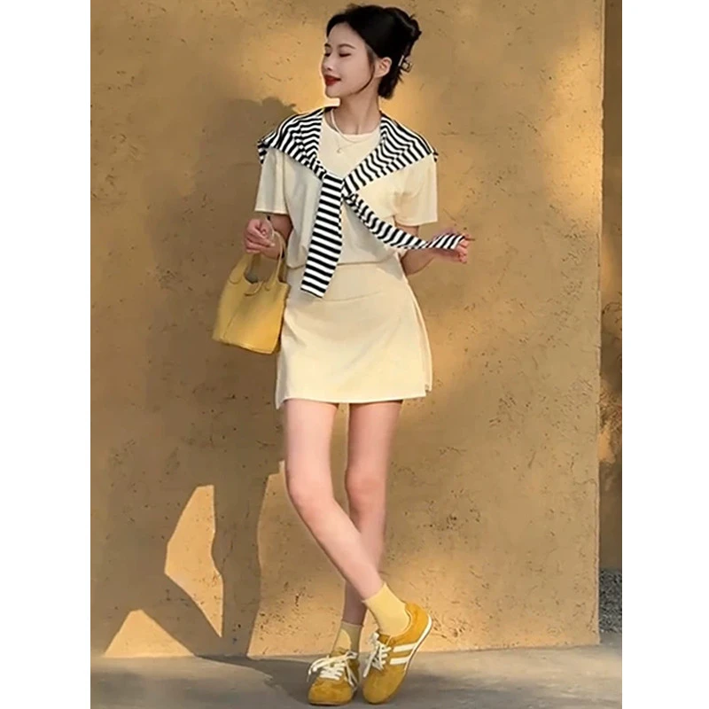 2025超火夏装一整套条纹披肩T恤上衣半身裙时尚休闲运动三件套装