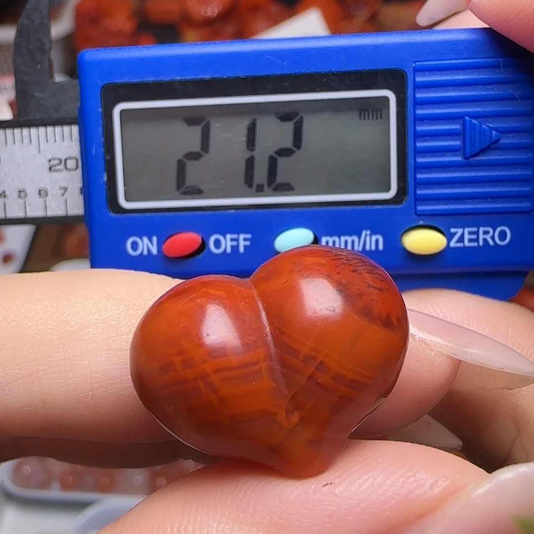 南红玛瑙未镶嵌颈饰