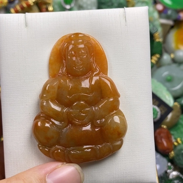 翡翠未镶嵌吊坠(赠链)