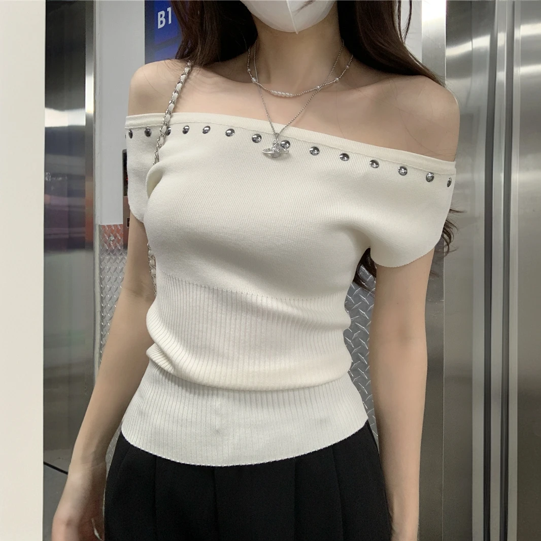 白色一字领短袖针织衫女夏季设计感收腰休闲露肩气质t恤上衣chic