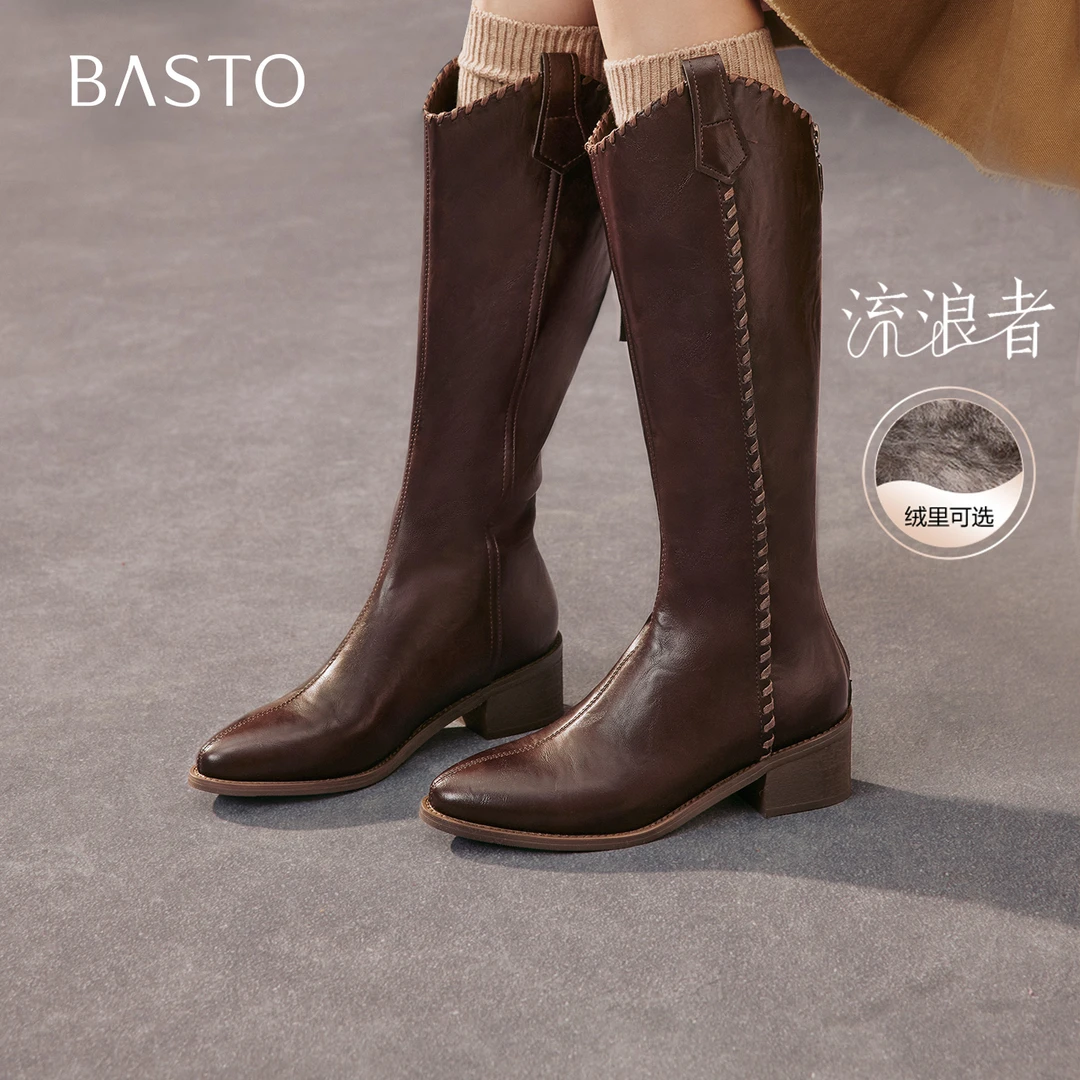 百思图2025年新款琥珀流光时尚街头潮流粗跟尖头女长靴F3017DG5