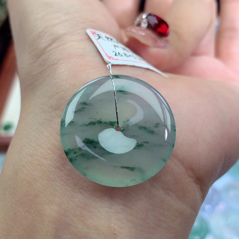 【闪购商品】翡翠吊坠(不含链)未镶嵌