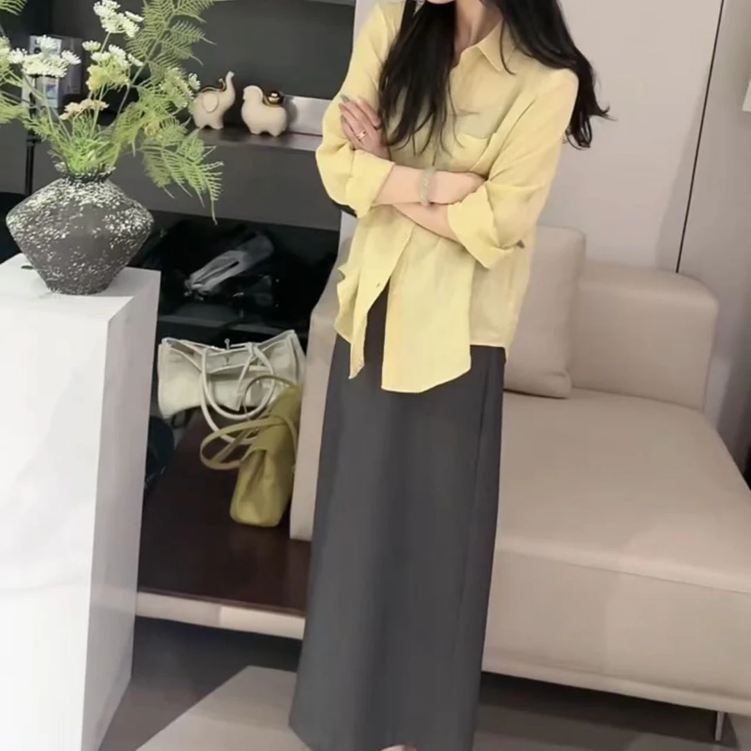 2025春夏新款时尚显瘦气质女士网红洋气两件套百搭款D7903