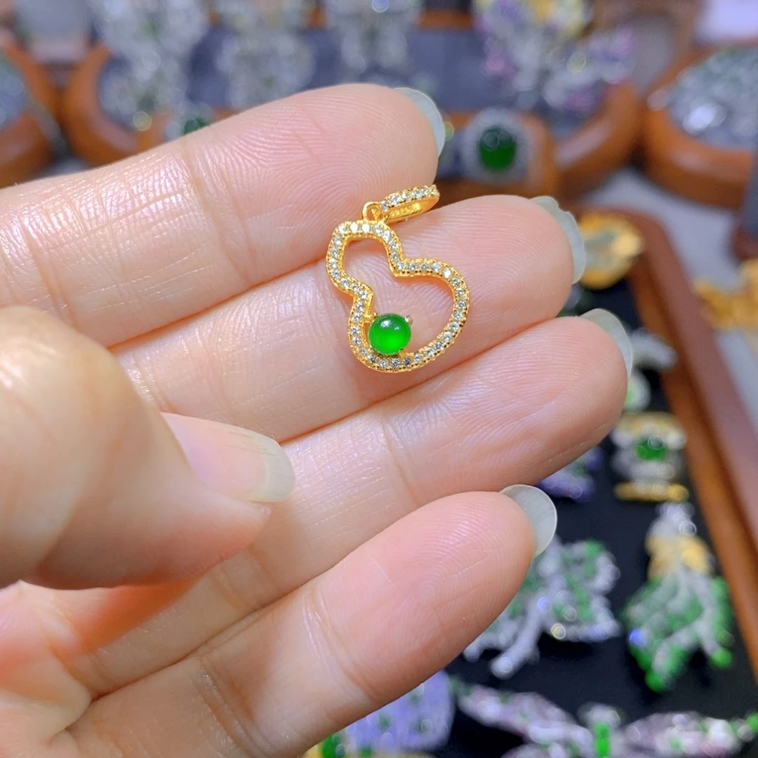 翡翠颈饰银S925镶嵌天然翡翠