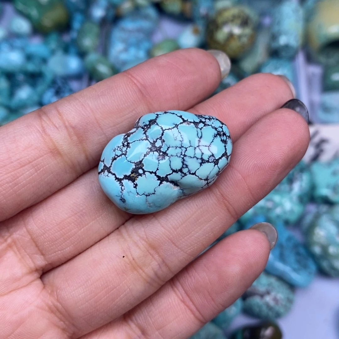 绿松石未镶嵌挂件