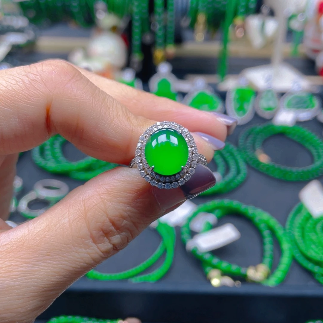 未镶嵌戒指翡翠蛋面戒指